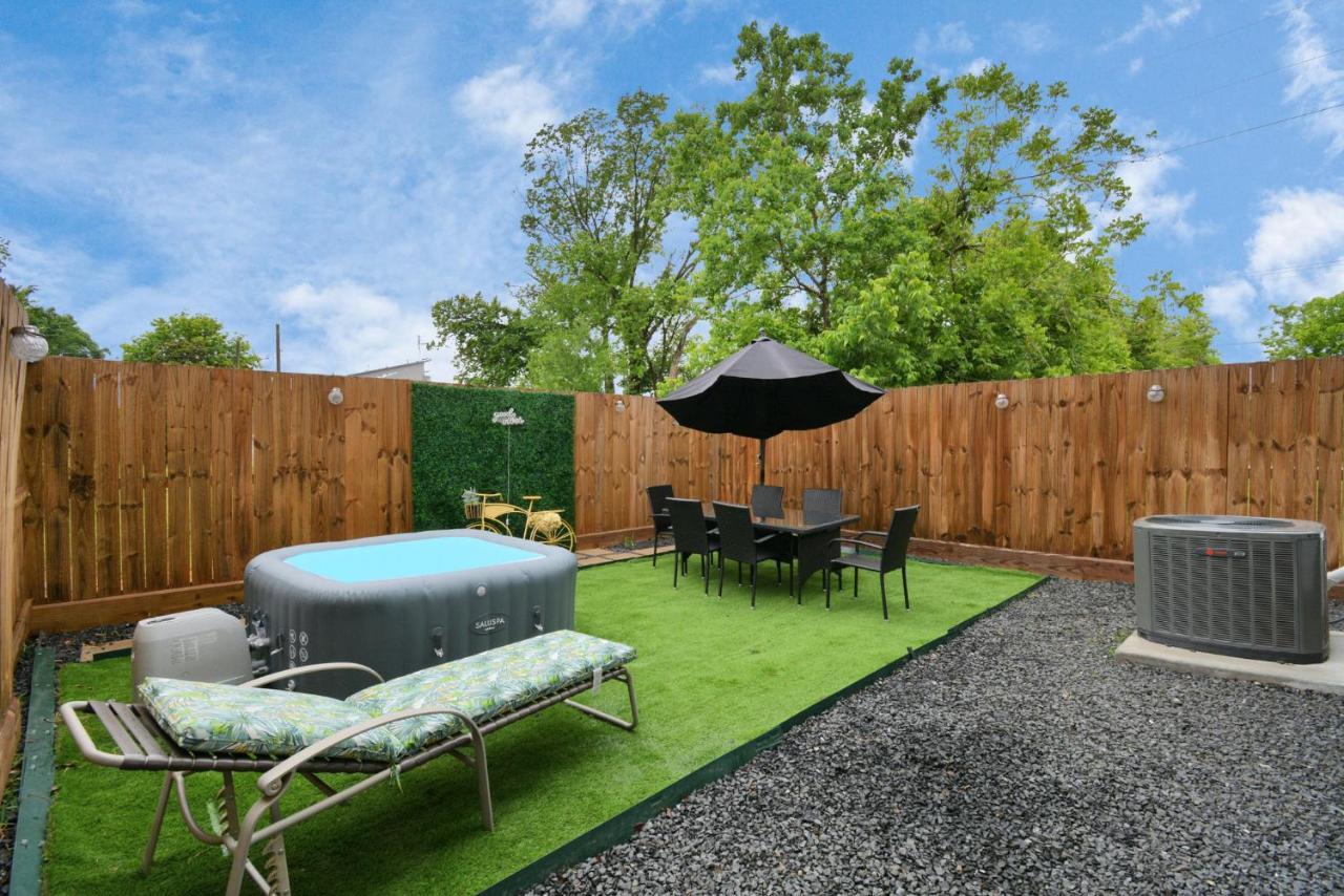 Blissful Getaway Home With Hot Tub & Backyard Near Downtown Houston Exterior foto